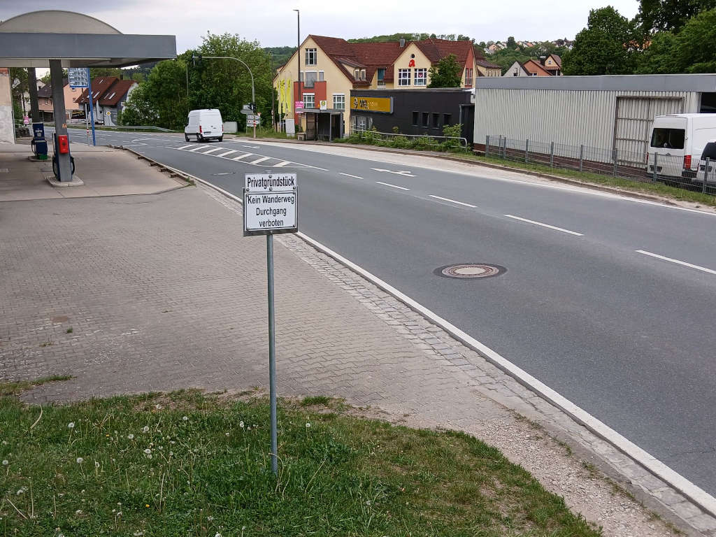 Tankstelle Hohe Durchgang Verboten